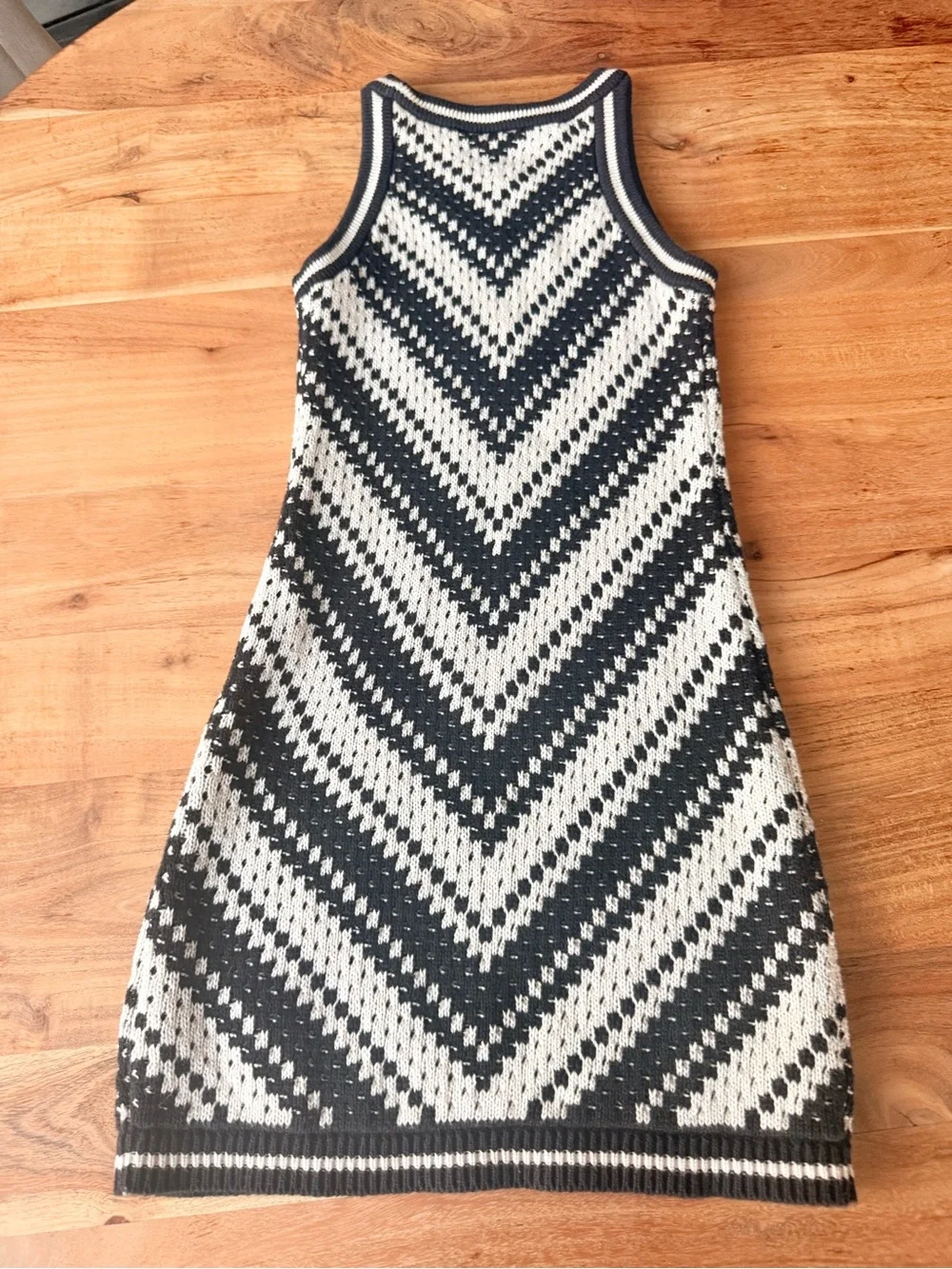 GAP Kids Girls' Crochet Chevron Tank Dress - Black & White M 8